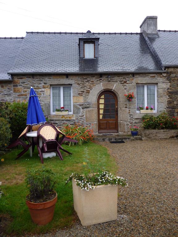 Les Gites De Kerroyal Garlan Camera foto