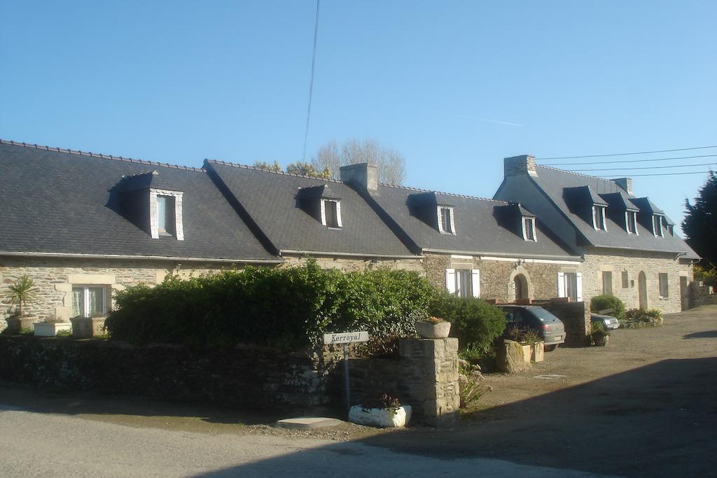 Les Gites De Kerroyal Garlan Camera foto