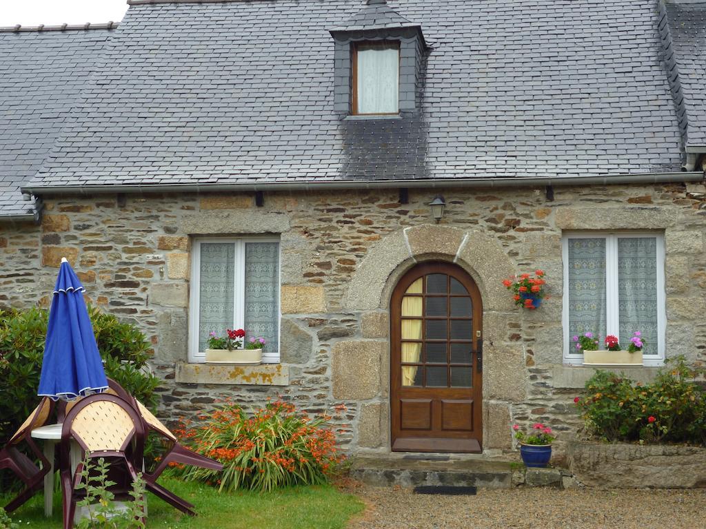 Les Gites De Kerroyal Garlan Camera foto