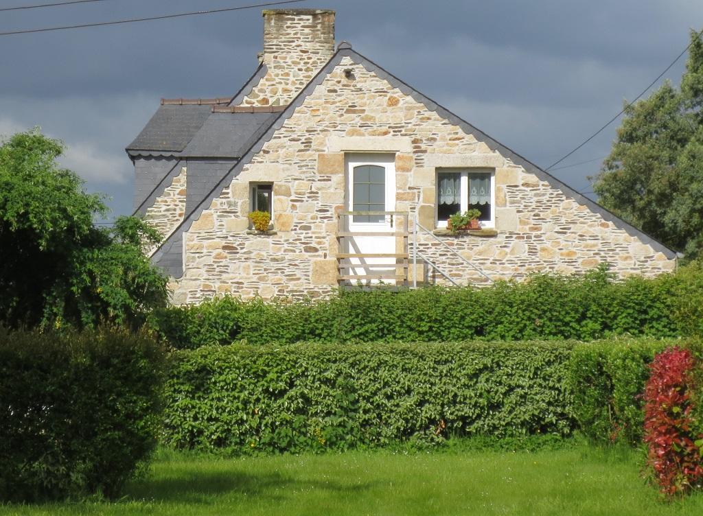 Les Gites De Kerroyal Garlan Esterno foto